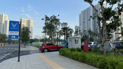 HCM: Trạm sạc VinFast - Bãi đỗ xe GSM - Grand Park